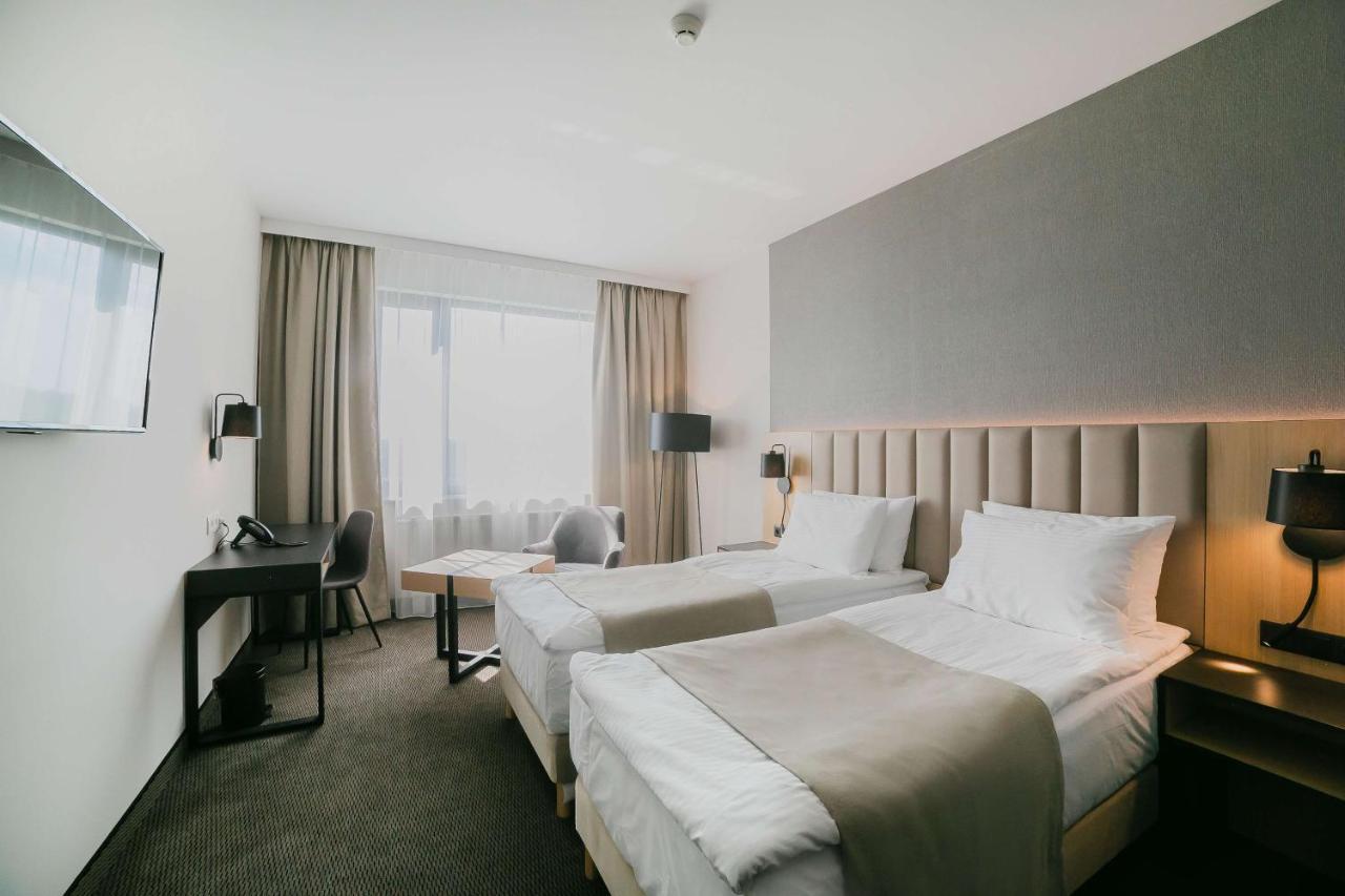 B&B Hotel Warsaw East Екстериор снимка